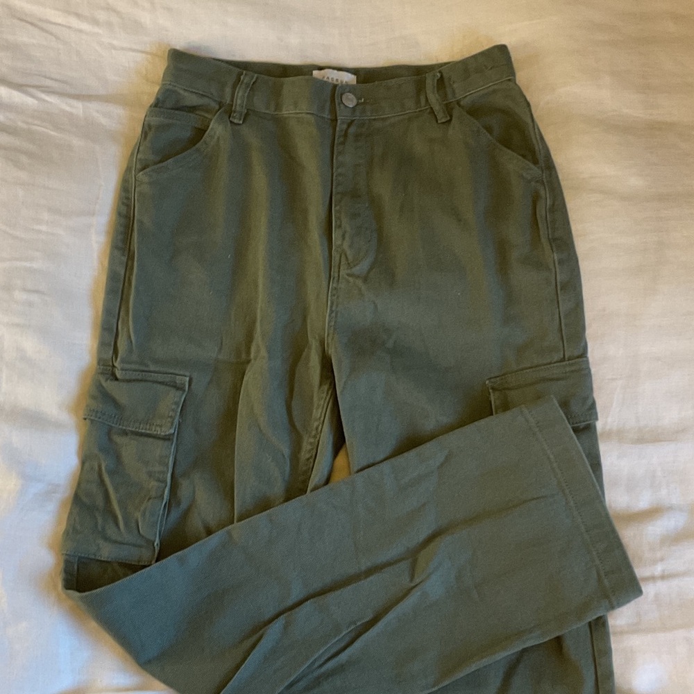 PacSun Women's Straight Leg Jeans in Olive Green